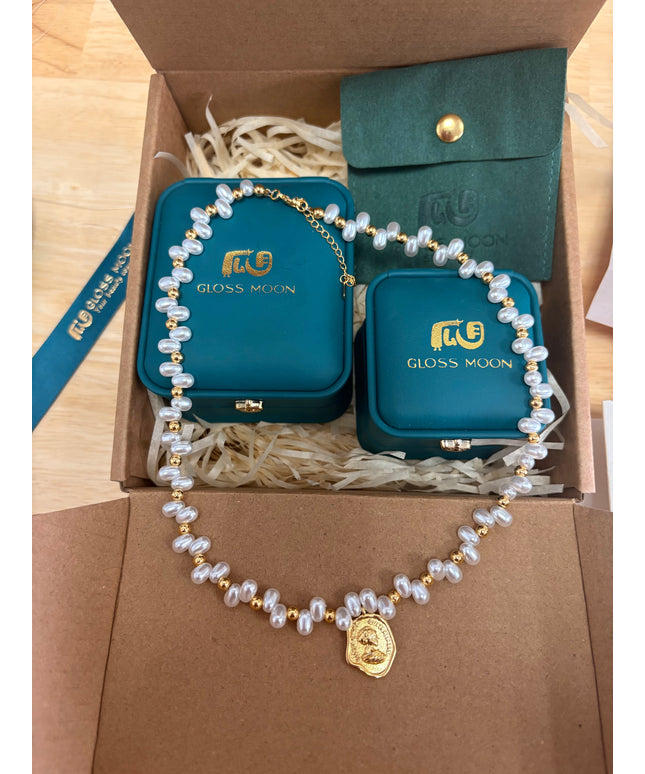 Glossmoon Qi Qi Fresh Fashion Pearl Stone-Shaped Pearl Chain Body Queen Tag Necklace High-End Design Feminine Temperament