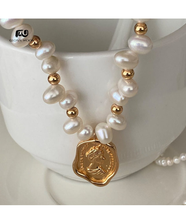 Glossmoon Qi Qi Fresh Fashion Pearl Stone-Shaped Pearl Chain Body Queen Tag Necklace High-End Design Feminine Temperament