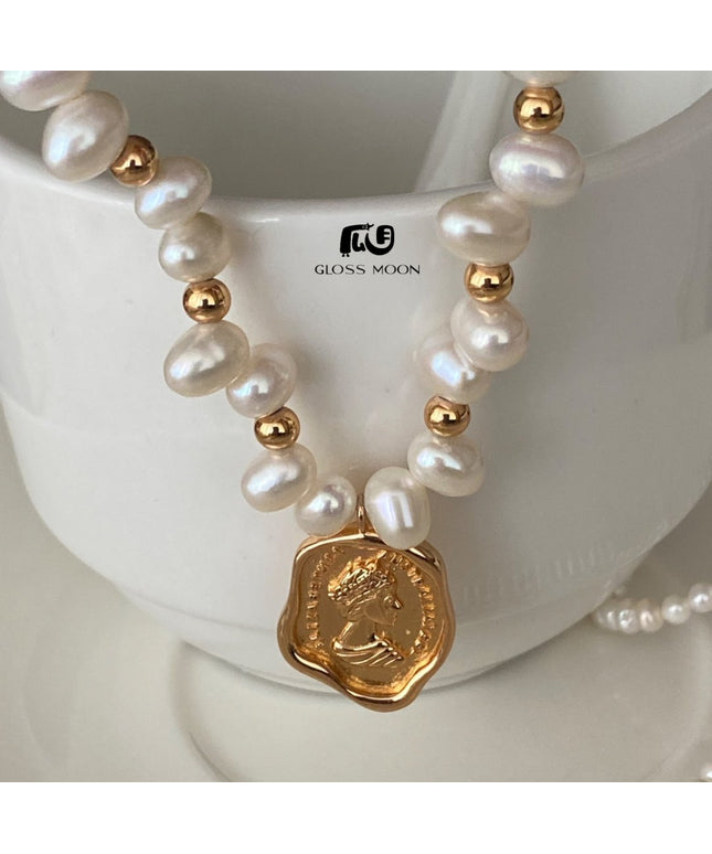 Glossmoon Fresh Fashion Pearl Stone-Shaped Pearl Chain Queen Tag Necklace High-End Design Feminine Temperament